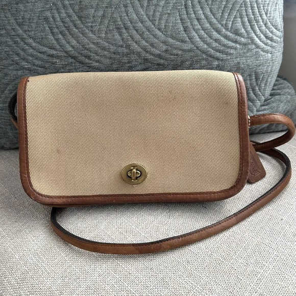 VTG Coach Crossbody Bag Tan Turn Lock Dinky Twill Leather Trim Purse 274-3641 - Picture 1 of 12